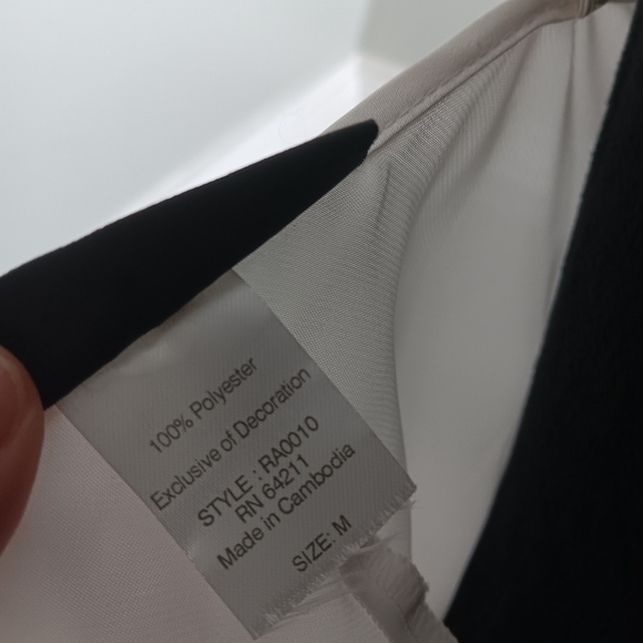 PenSeption Concept black and gray blouse - Picture 4 of 5